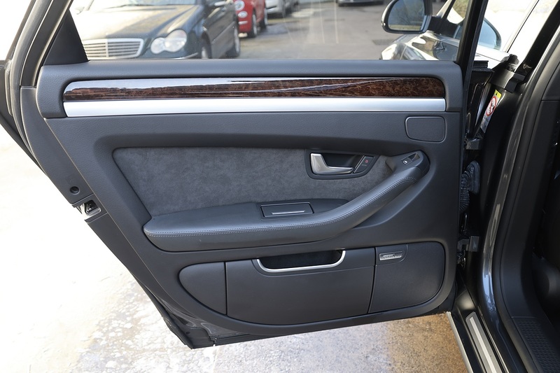 Audi A8 4.2 V8 TDI Sport Lady Owner since 2017 + Glass Sunroof Image 43