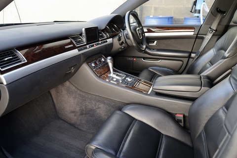 Lady Owner since 2017 + Glass Sunroof