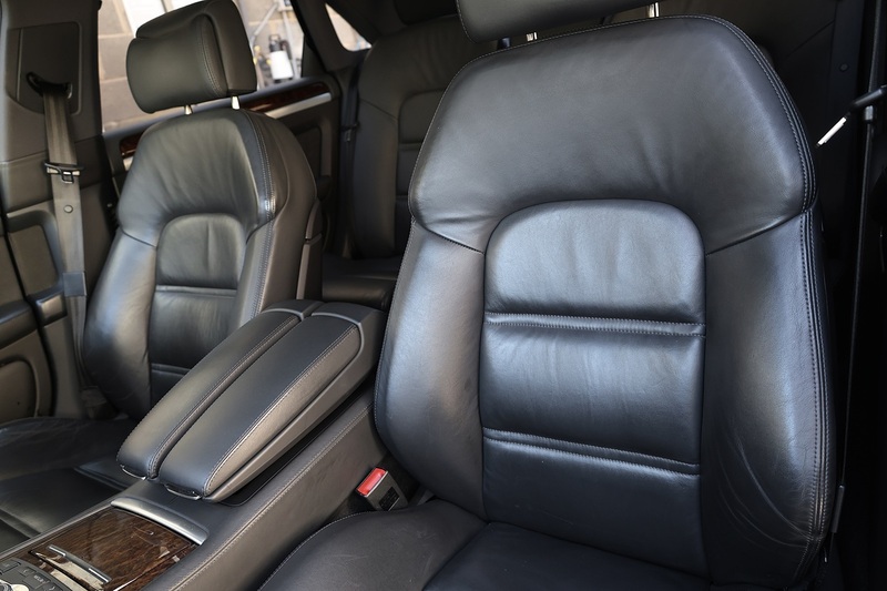 Audi A8 4.2 V8 TDI Sport Lady Owner since 2017 + Glass Sunroof Image 44