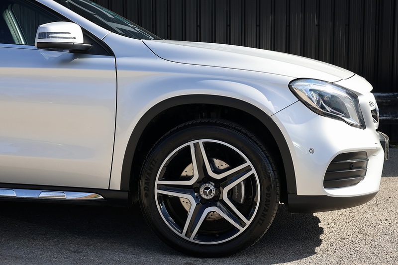 Mercedes-Benz GLA 220d AMG Line Prem+ Full Mercedes Main Dealer History + Pano Roof + CarPlay Image 20