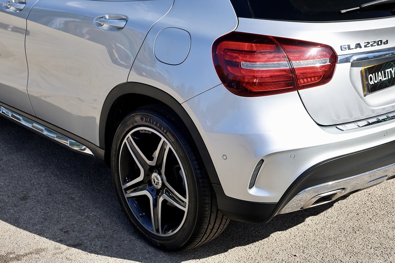 Mercedes-Benz GLA 220d AMG Line Prem+ Full Mercedes Main Dealer History + Pano Roof + CarPlay Image 26
