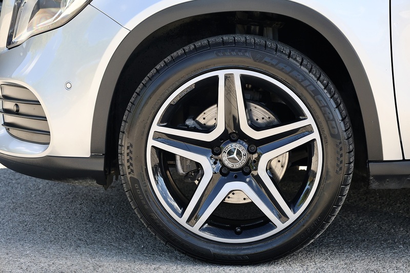 Mercedes-Benz GLA 220d AMG Line Prem+ Full Mercedes Main Dealer History + Pano Roof + CarPlay Image 31