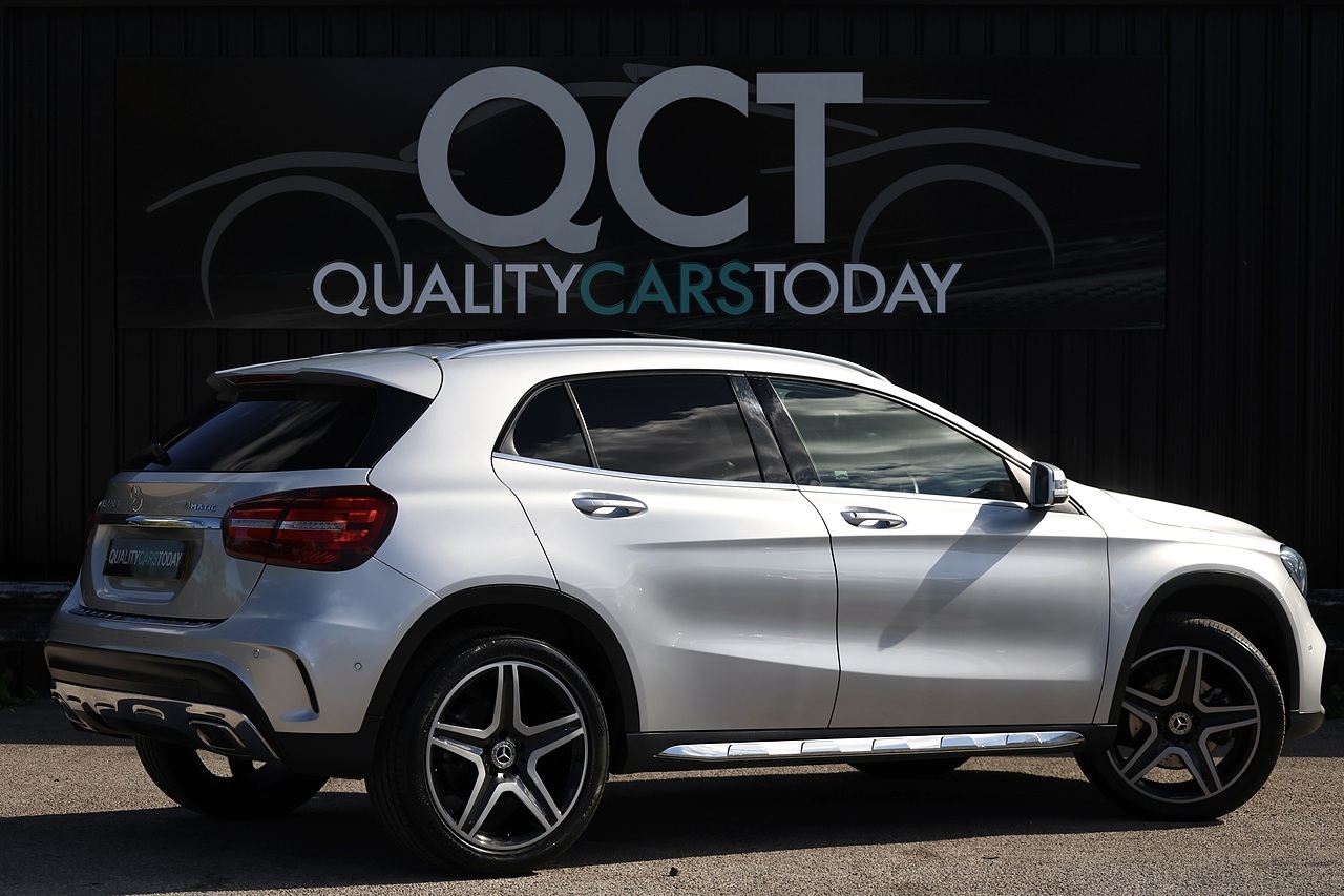 Mercedes-Benz GLA 220d AMG Line Prem+ Full Mercedes Main Dealer History + Pano Roof + CarPlay - Large 8