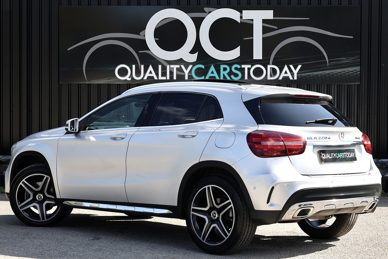 Mercedes-Benz GLA 220d AMG Line Prem+ Full Mercedes Main Dealer History + Pano Roof + CarPlay - Large 7