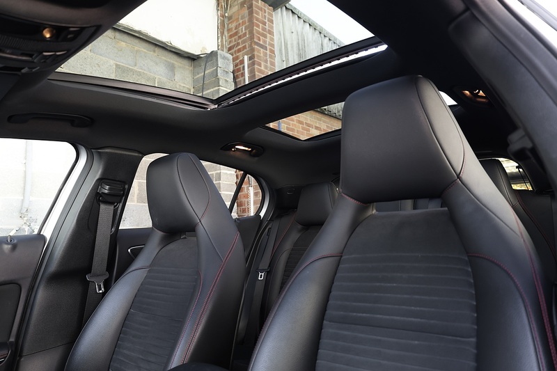 Mercedes-Benz GLA 220d AMG Line Prem+ Full Mercedes Main Dealer History + Pano Roof + CarPlay Image 11