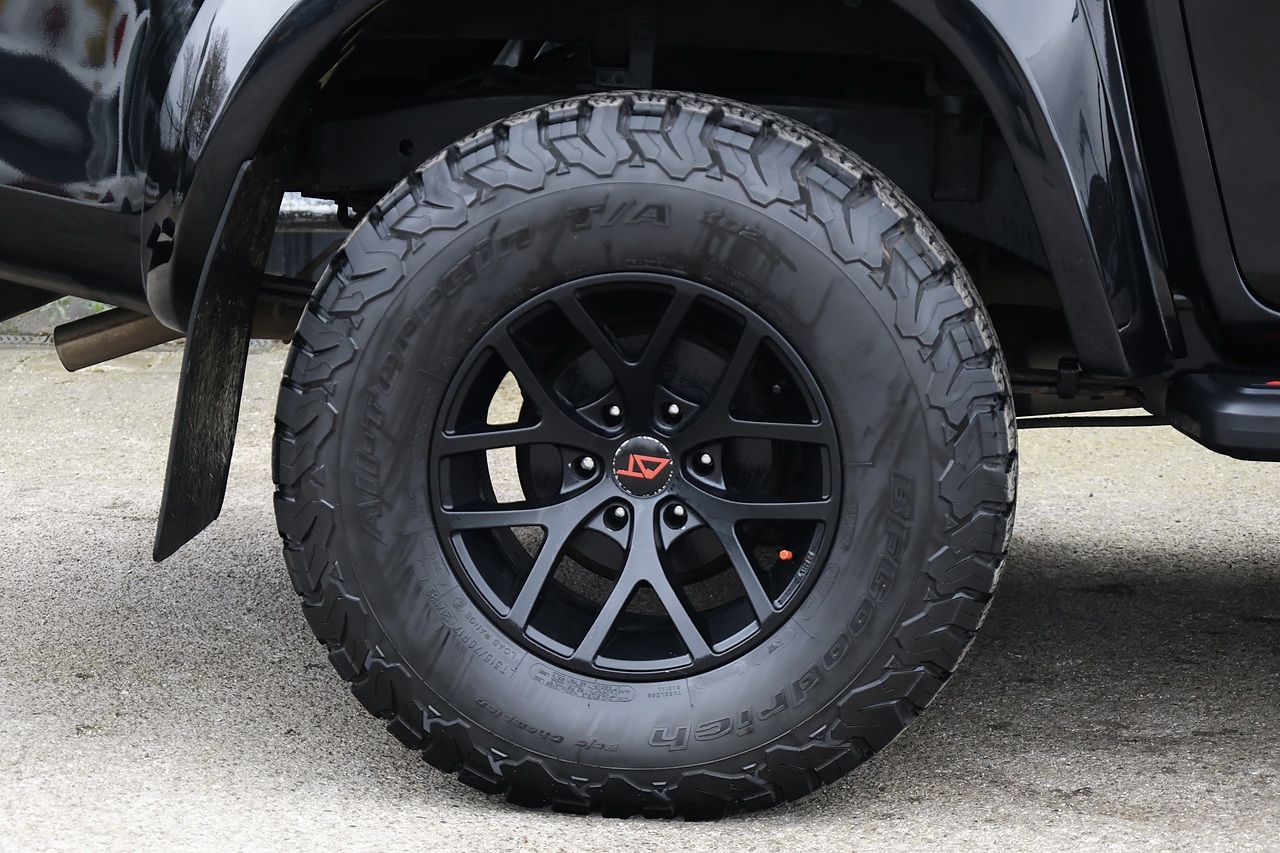 Isuzu D-Max AT35 Arctic Trucks AT 35 + 5 Year Warranty - Large 41