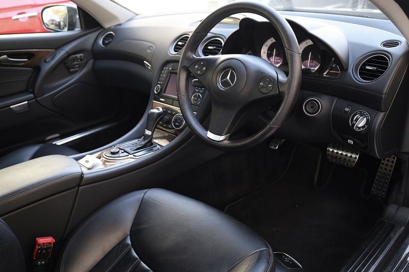 Mercedes-Benz SL 350 3 Former Keepers + 15 Serices + AirScarf Image 9