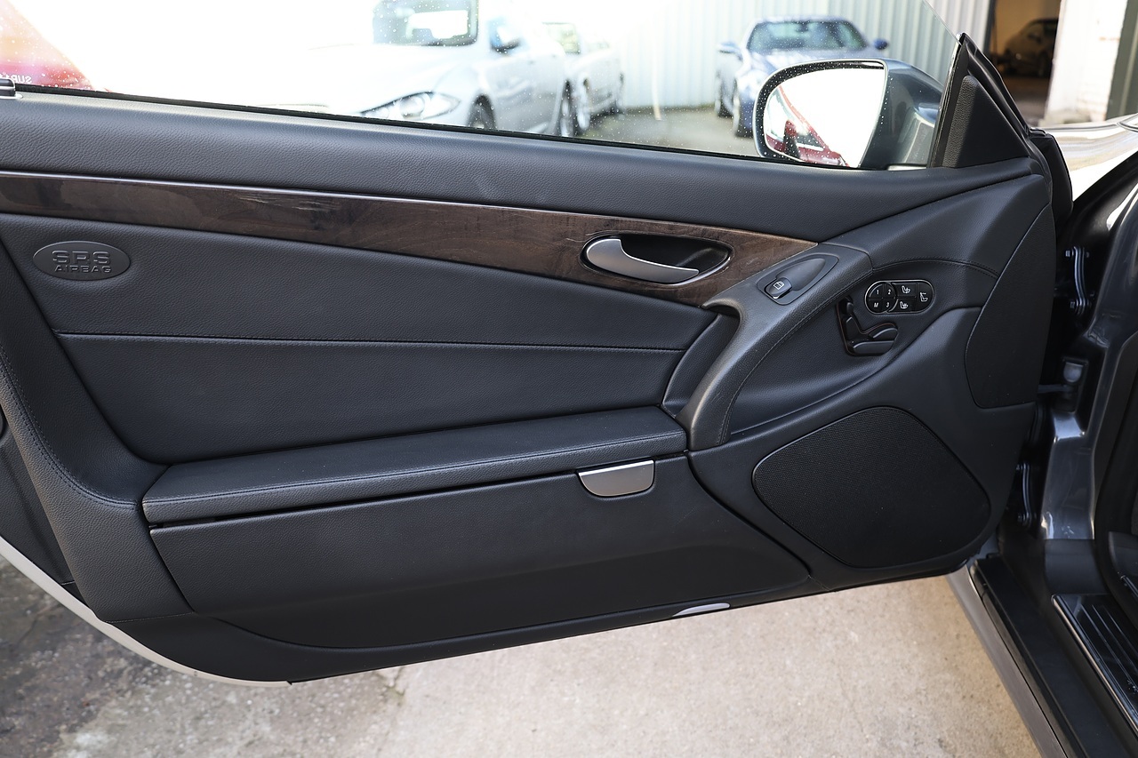 Mercedes-Benz SL 350 3 Former Keepers + 15 Serices + AirScarf - Large 27