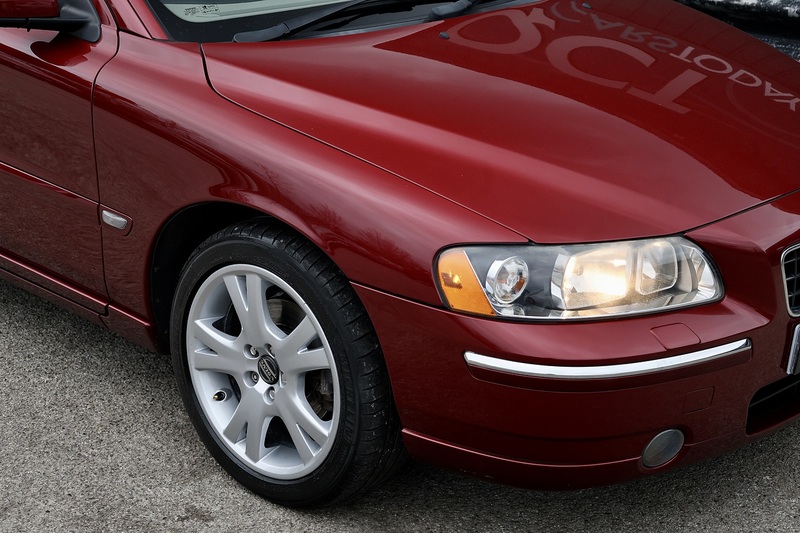 Volvo S60 D5 SE 20 Volvo Main Dealer Services inc.Cambelt Image 17