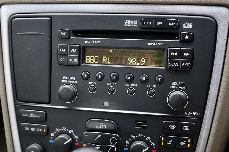 Volvo S60 D5 SE 20 Volvo Main Dealer Services inc.Cambelt Image 32