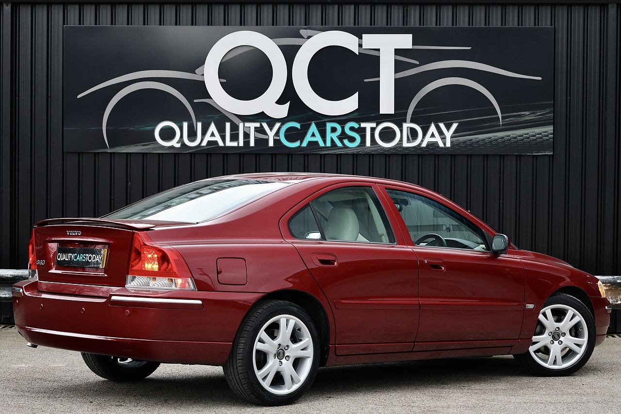 Volvo S60 D5 SE 20 Volvo Main Dealer Services inc.Cambelt - Large 9