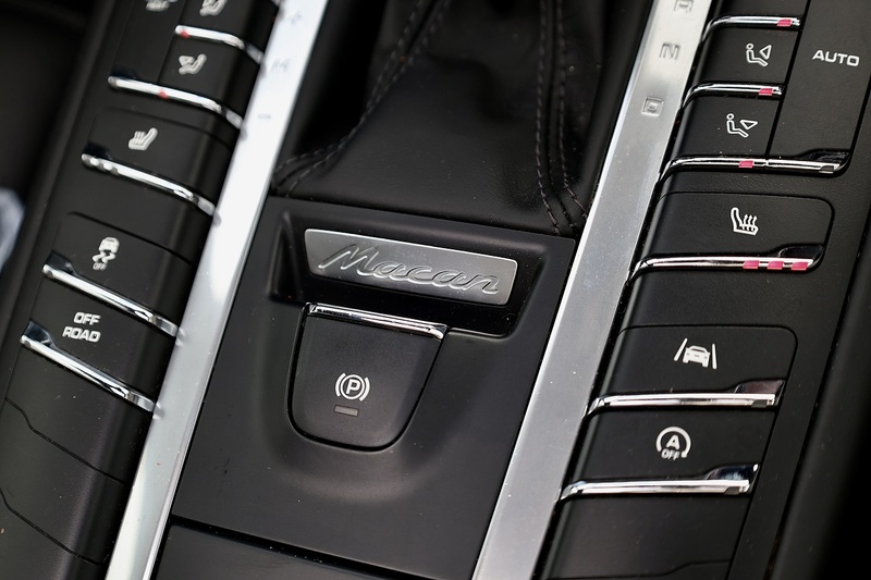 Porsche Macan S 1 Owner + Full Porsche Main Dealer + £20k Cost Options Image 13