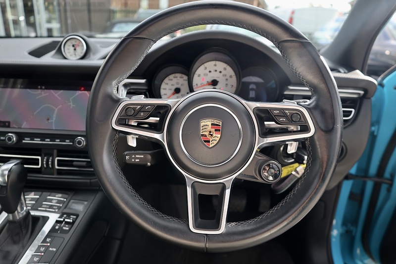 Porsche Macan S 1 Owner + Full Porsche Main Dealer + £20k Cost Options Image 19