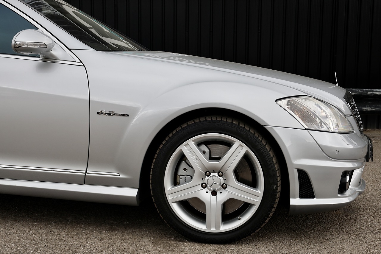 Mercedes-Benz S63L AMG 2 Former Keepers + Full Mercedes Main Dealer History - Large 27