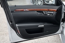 Mercedes-Benz S63L AMG 2 Former Keepers + Full Mercedes Main Dealer History - Thumb 35