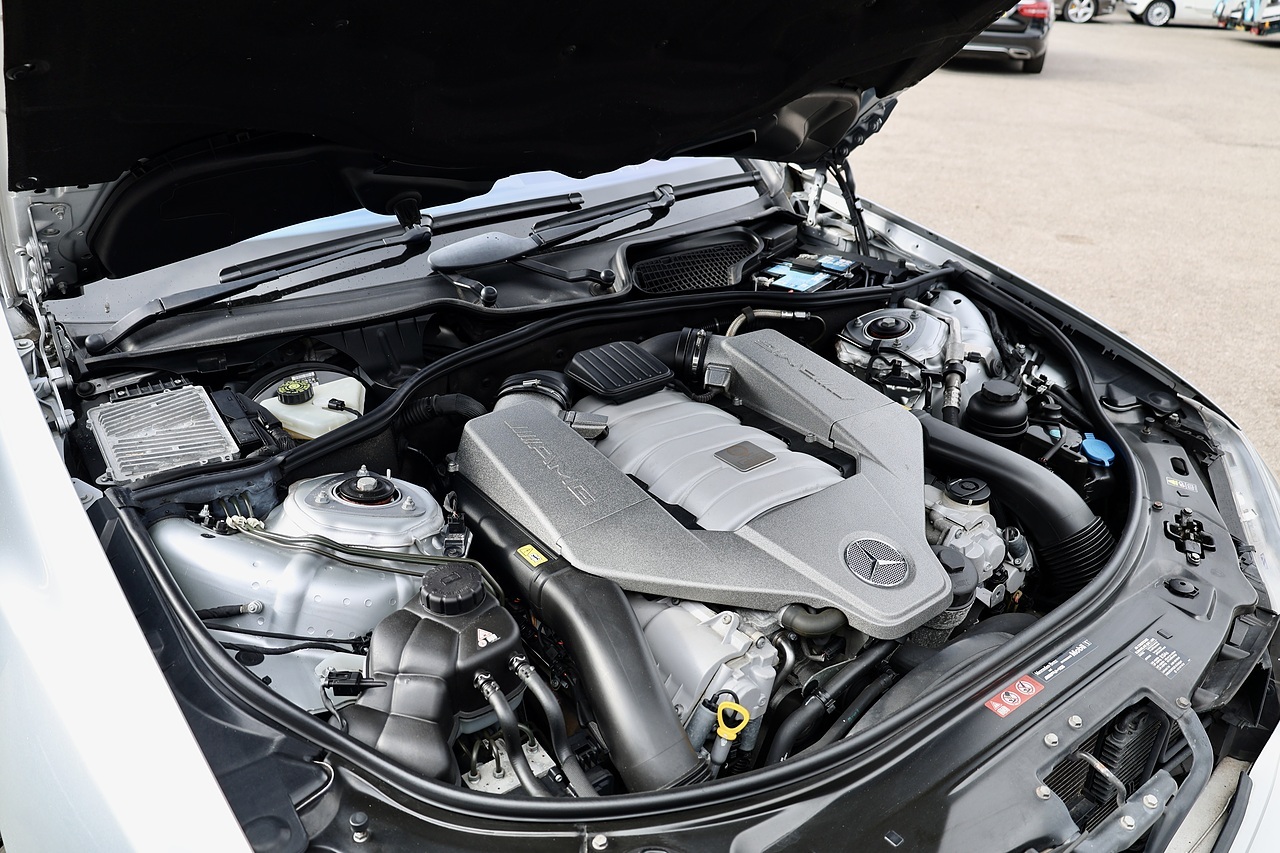 Mercedes-Benz S63L AMG 2 Former Keepers + Full Mercedes Main Dealer History - Large 36