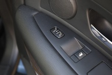 Citroen C6 1 Former Keeper + Full Citroen / Specialist History - Thumb 15