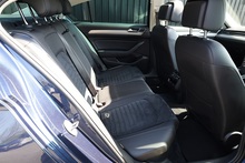 Volkswagen Passat GT Tech 2 Former Keepers + Full History + Panoramic Roof + Virtual Cockpit - Thumb 22