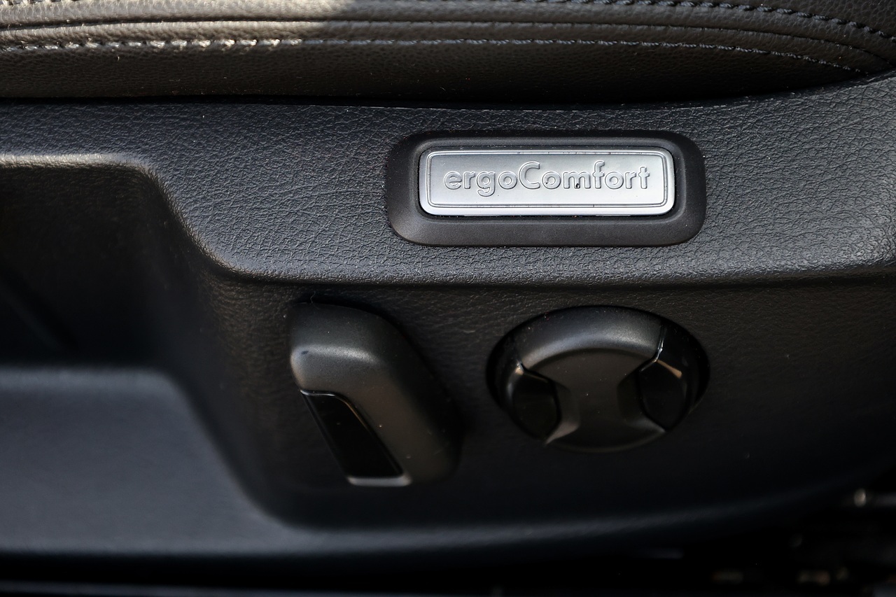 Volkswagen Passat GT Tech 2 Former Keepers + Full History + Panoramic Roof + Virtual Cockpit - Large 26