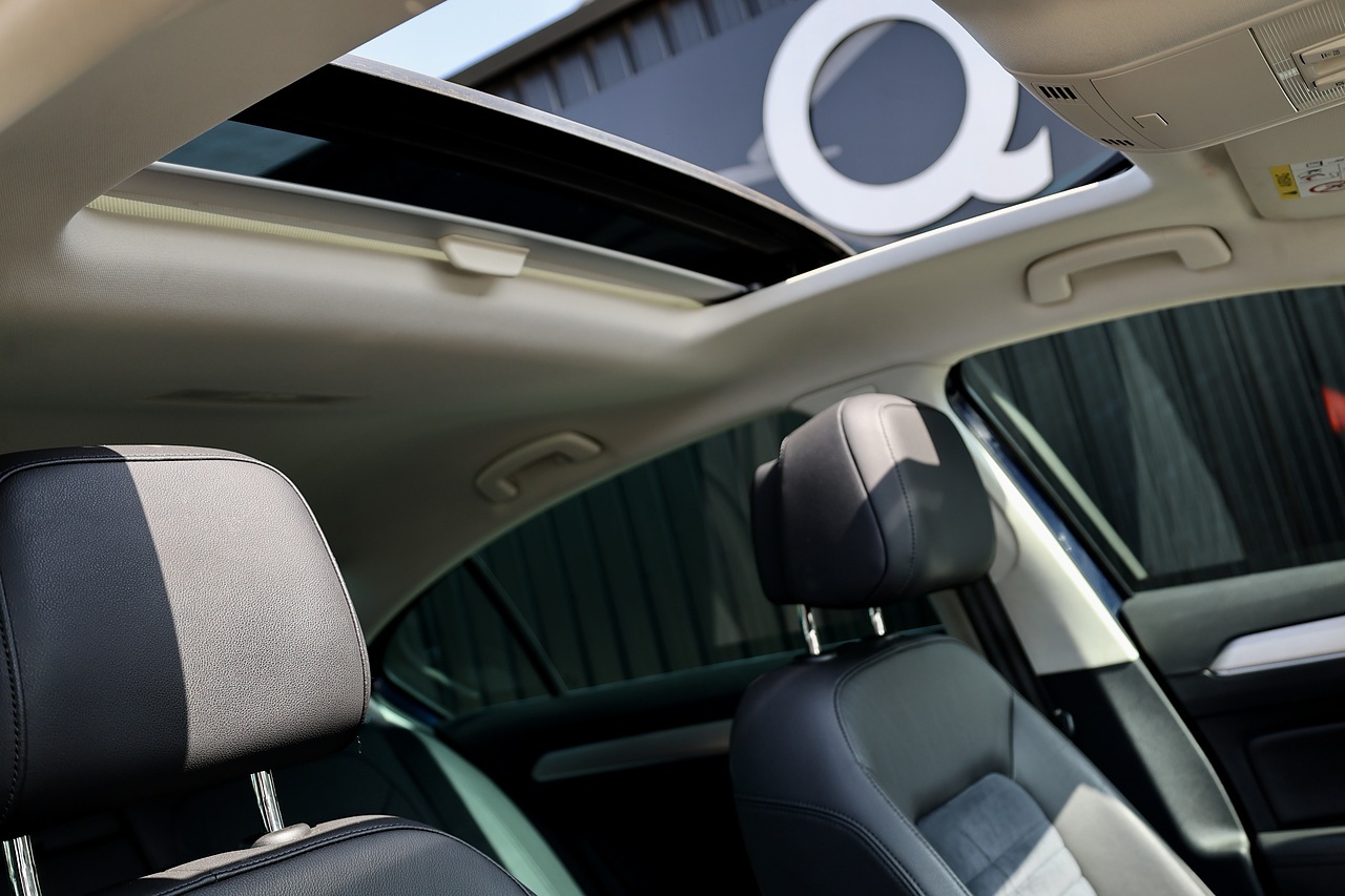 Volkswagen Passat GT Tech 2 Former Keepers + Full History + Panoramic Roof + Virtual Cockpit - Large 27