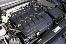 Volkswagen Passat GT Tech 2 Former Keepers + Full History + Panoramic Roof + Virtual Cockpit - Thumb 29