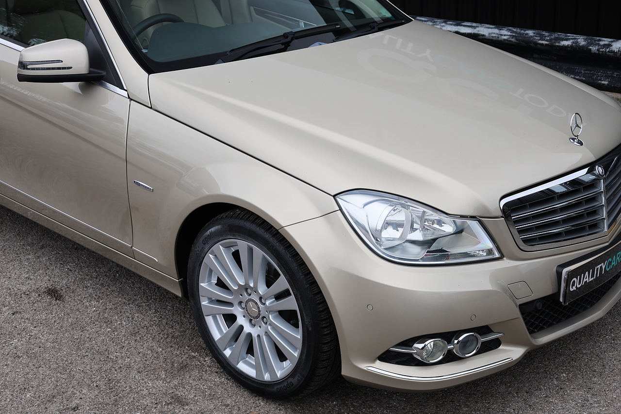 Mercedes-Benz C180 Elegance 2 Former Keepers + Last Owner since 2016 + Rare Spec - Large 13