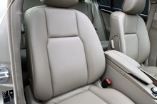 Mercedes-Benz C180 Elegance 2 Former Keepers + Last Owner since 2016 + Rare Spec - Thumb 12