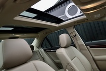 Mercedes-Benz C180 Elegance 2 Former Keepers + Last Owner since 2016 + Rare Spec - Thumb 11