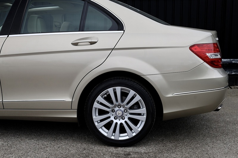 Mercedes-Benz C180 Elegance 2 Former Keepers + Last Owner since 2016 + Rare Spec Image 24