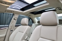 Mercedes-Benz C180 Elegance 2 Former Keepers + Last Owner since 2016 + Rare Spec - Thumb 28