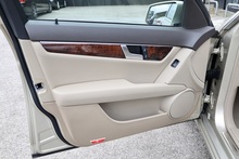 Mercedes-Benz C180 Elegance 2 Former Keepers + Last Owner since 2016 + Rare Spec - Thumb 32