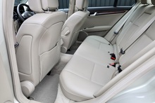 Mercedes-Benz C180 Elegance 2 Former Keepers + Last Owner since 2016 + Rare Spec - Thumb 30