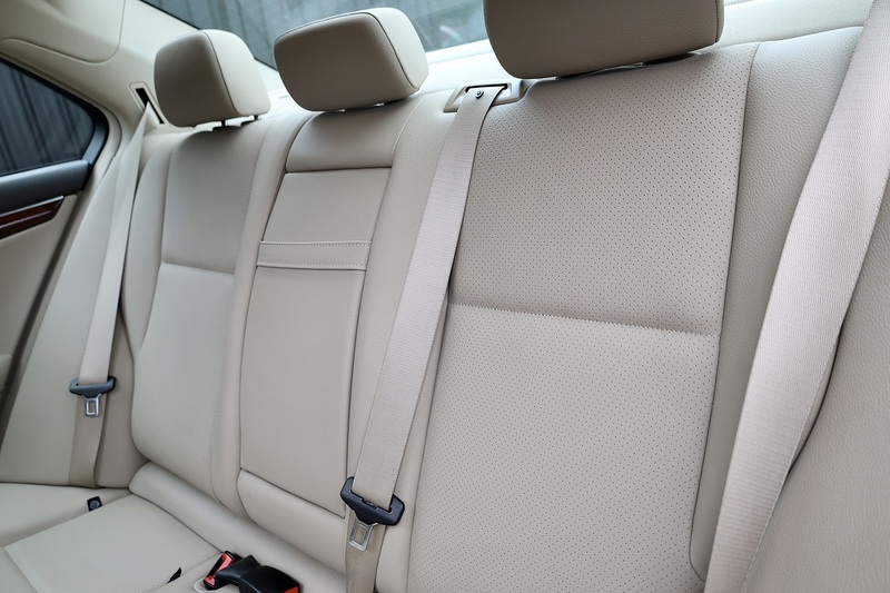 Mercedes-Benz C180 Elegance 2 Former Keepers + Last Owner since 2016 + Rare Spec Image 35