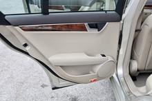 Mercedes-Benz C180 Elegance 2 Former Keepers + Last Owner since 2016 + Rare Spec - Thumb 33