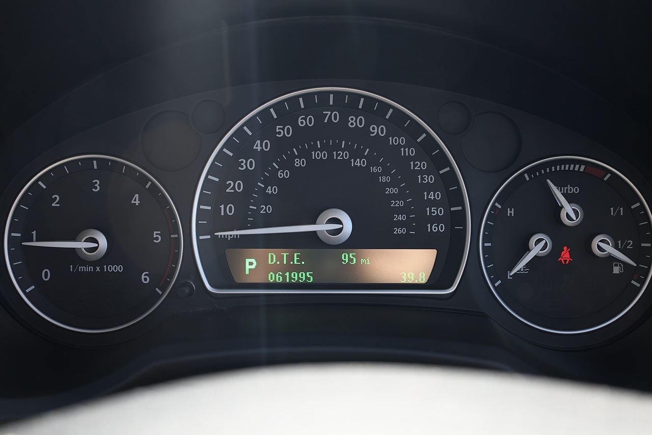 Saab 9-3 Turbo Edition Automatic 2 Former Keepers + Full Service History - Large 29