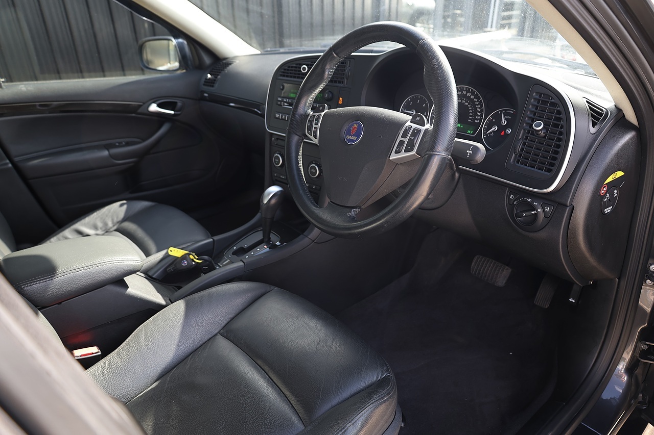 Saab 9-3 Turbo Edition Automatic 2 Former Keepers + Full Service History - Large 6