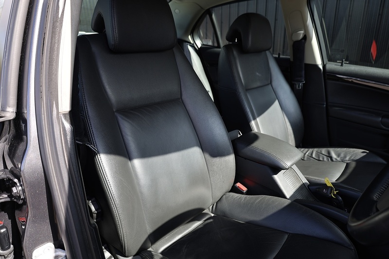 Saab 9-3 Turbo Edition Automatic 2 Former Keepers + Full Service History Image 7