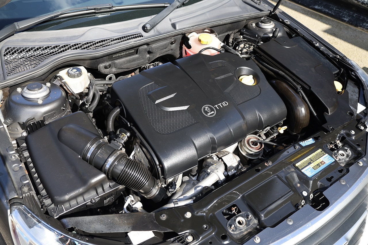 Saab 9-3 Turbo Edition Automatic 2 Former Keepers + Full Service History - Large 18