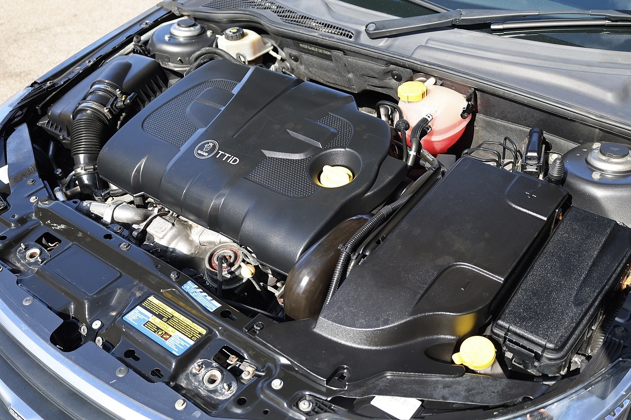 Saab 9-3 Turbo Edition Automatic 2 Former Keepers + Full Service History - Large 19