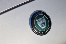 Jaguar XK8 4.2 V8 Coupe + 3 Former Keepers + Exceptional - Thumb 12