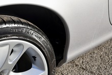 Jaguar XK8 4.2 V8 Coupe + 3 Former Keepers + Exceptional - Thumb 17