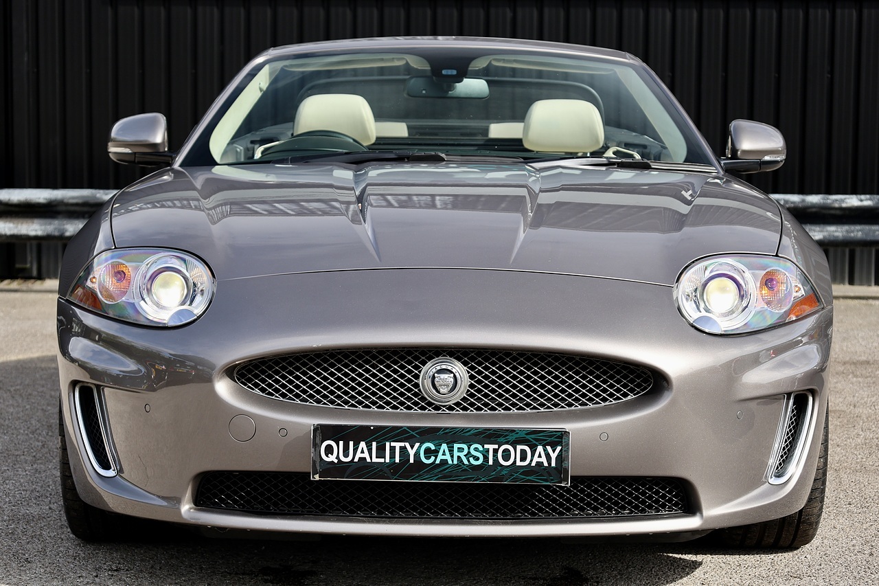 Jaguar XK Portfolio Convertible 2 Former Keepers + Full Service History + Exceptional - Large 3