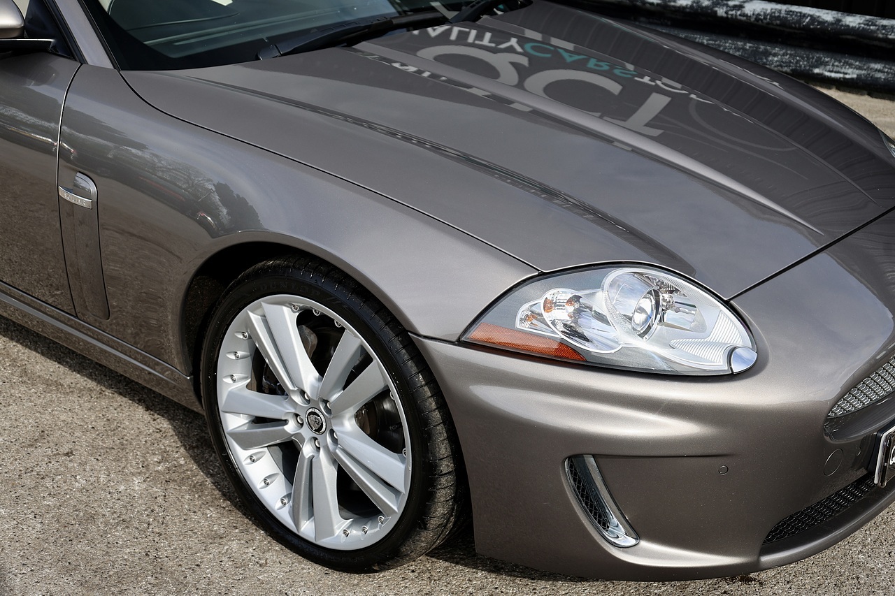 Jaguar XK Portfolio Convertible 2 Former Keepers + Full Service History + Exceptional - Large 22