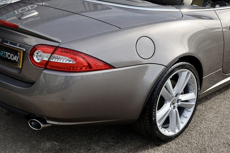 Jaguar XK Portfolio Convertible 2 Former Keepers + Full Service History + Exceptional Image 19