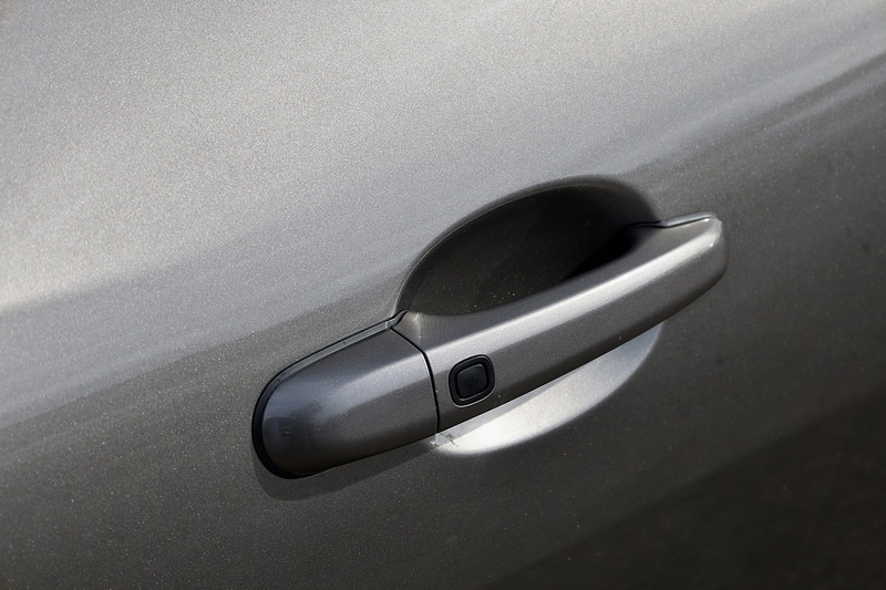 Jaguar XK Portfolio Convertible 2 Former Keepers + Full Service History + Exceptional Image 24