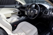 Jaguar XK Portfolio Convertible 2 Former Keepers + Full Service History + Exceptional - Thumb 10