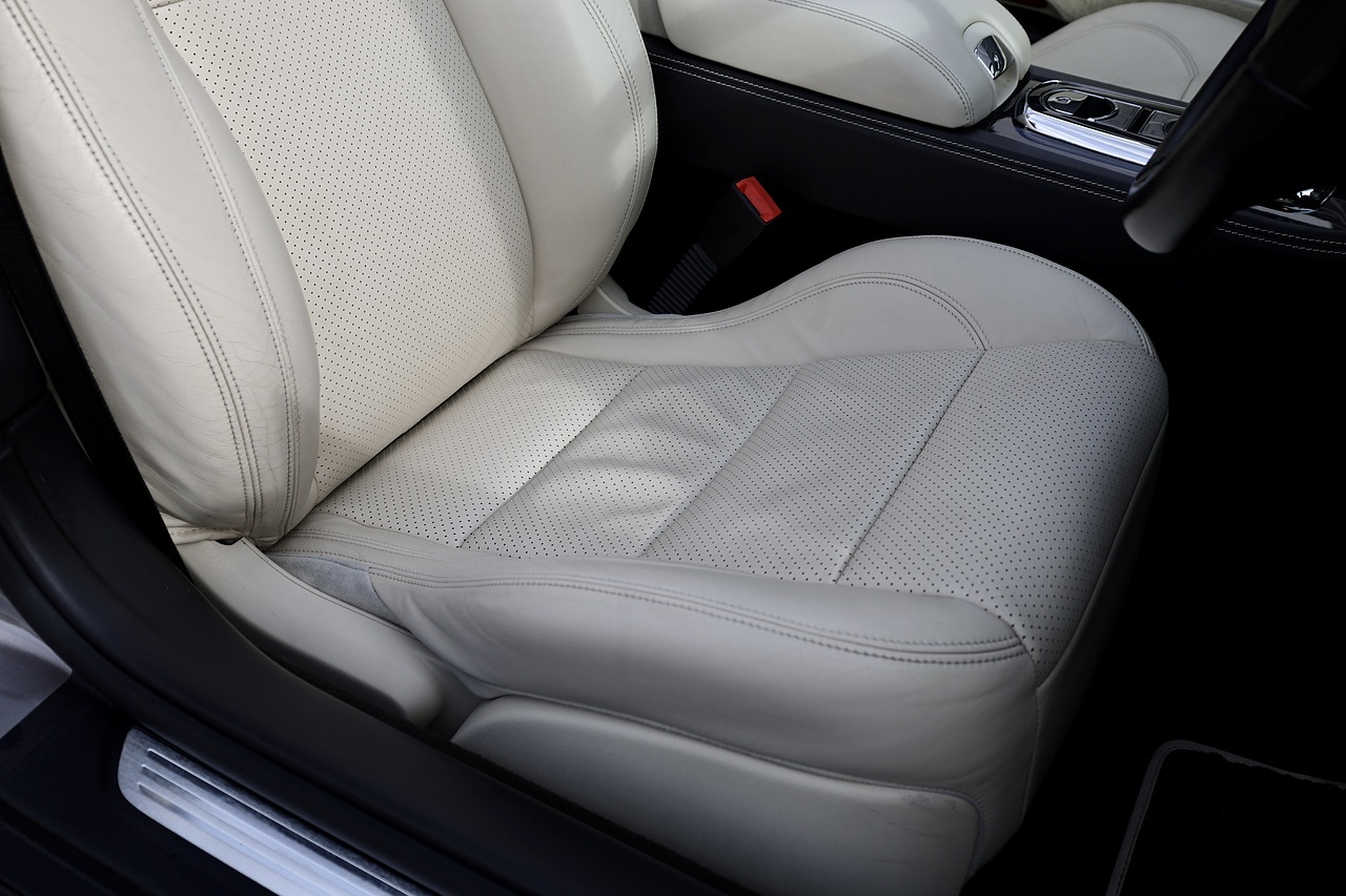 Jaguar XK Portfolio Convertible 2 Former Keepers + Full Service History + Exceptional - Large 27