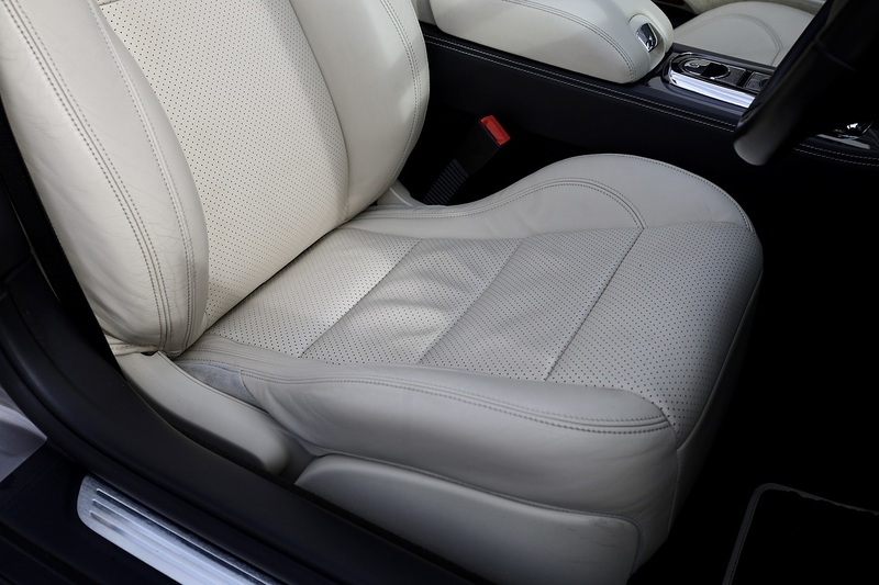 Jaguar XK Portfolio Convertible 2 Former Keepers + Full Service History + Exceptional Image 27