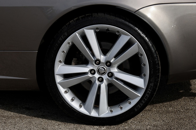 Jaguar XK Portfolio Convertible 2 Former Keepers + Full Service History + Exceptional Image 32