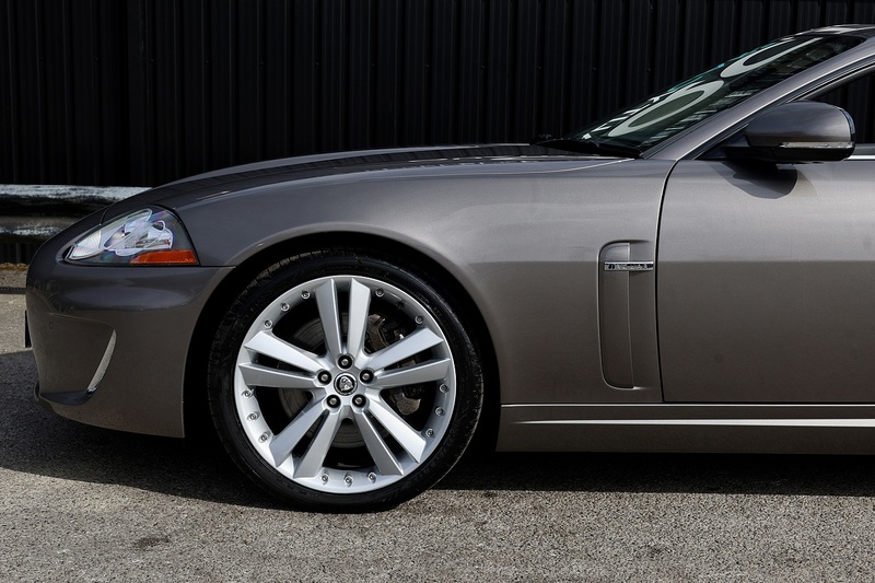 Jaguar XK Portfolio Convertible 2 Former Keepers + Full Service History + Exceptional Image 29